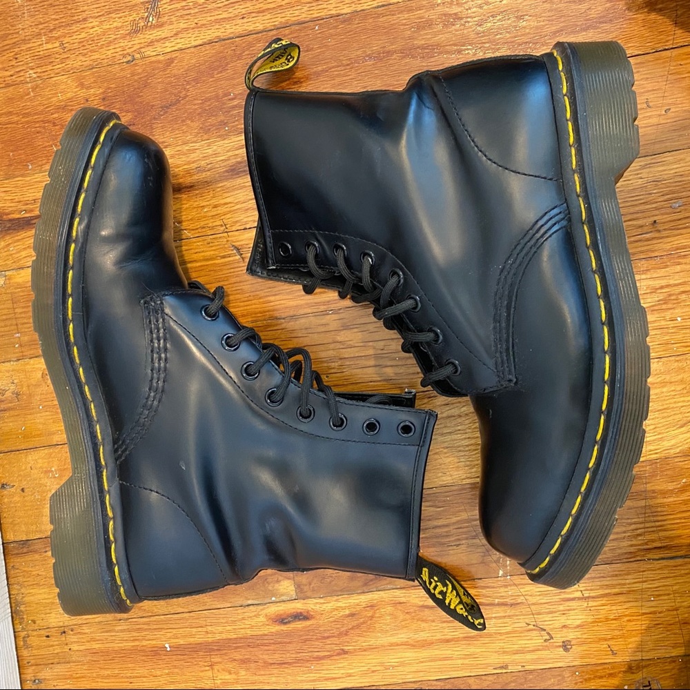 Dr. Martens Black Smooth Leather Boots Airwairs